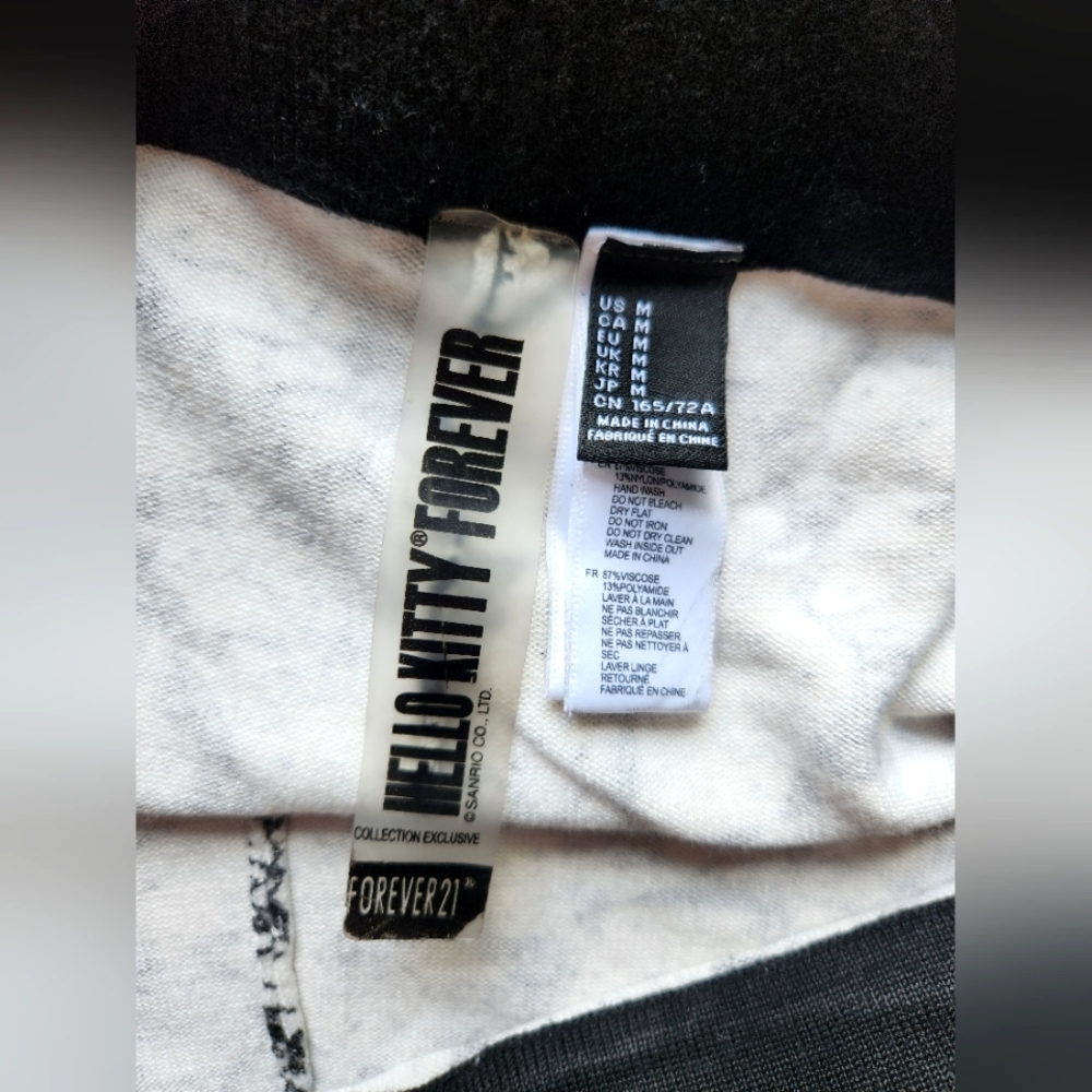 Forever 21 Black and White Hello Kitty Shorts - Picture 5 of 5